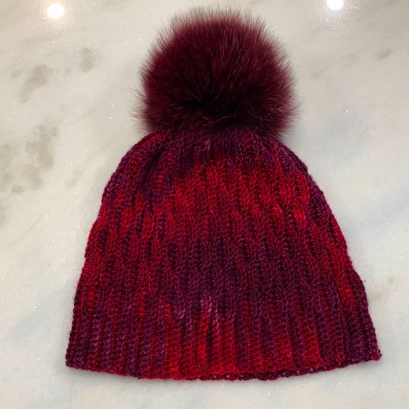Handmade Cashmere & Fox Hat - Picture 1 of 2